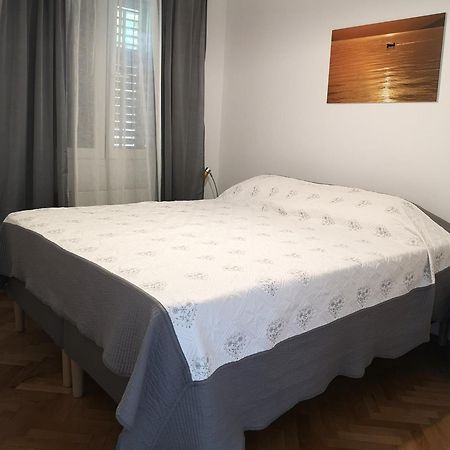 Apartmani Nadalina Veli Losinj Ngoại thất bức ảnh