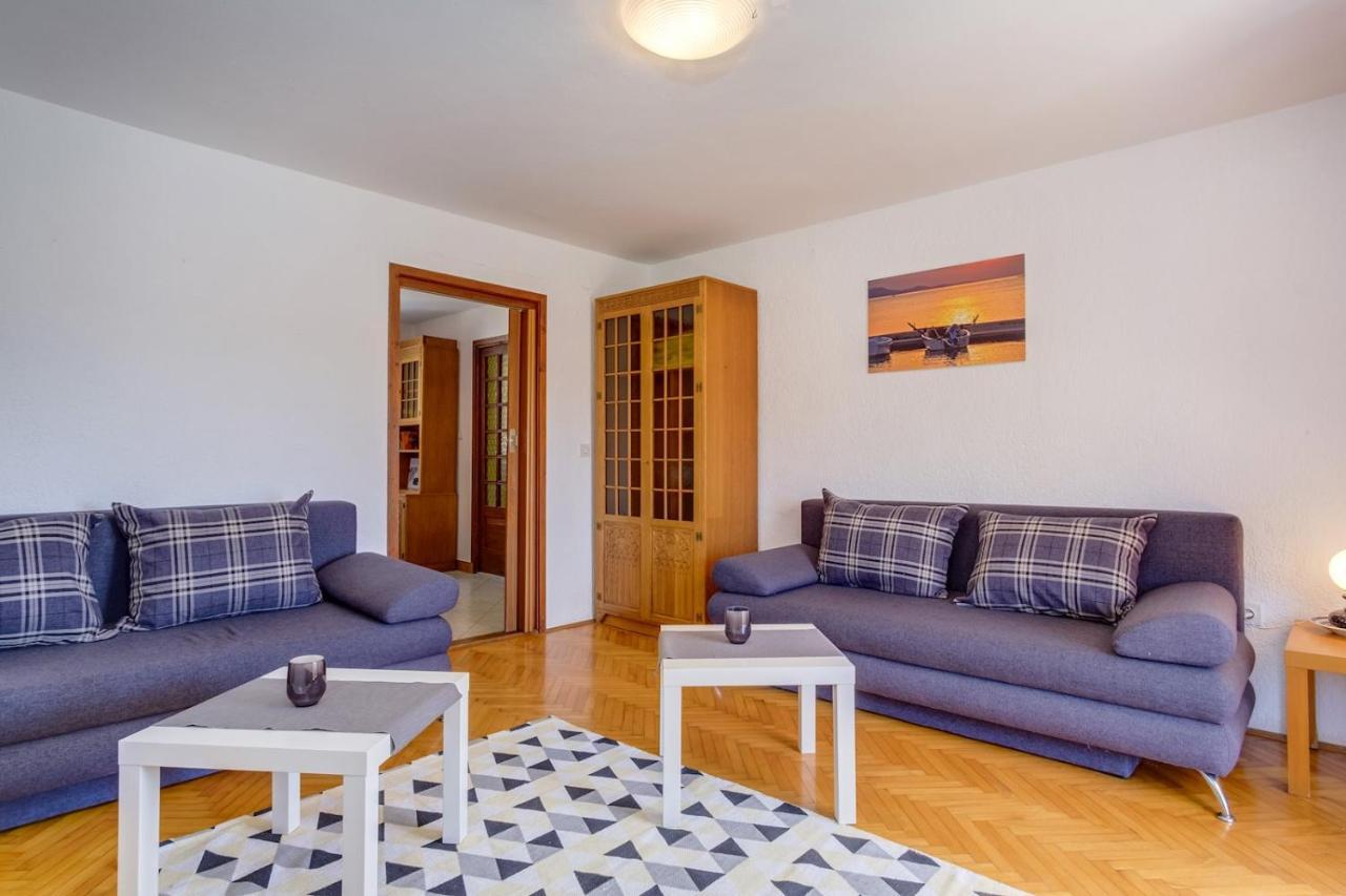 Apartmani Nadalina Veli Losinj Ngoại thất bức ảnh