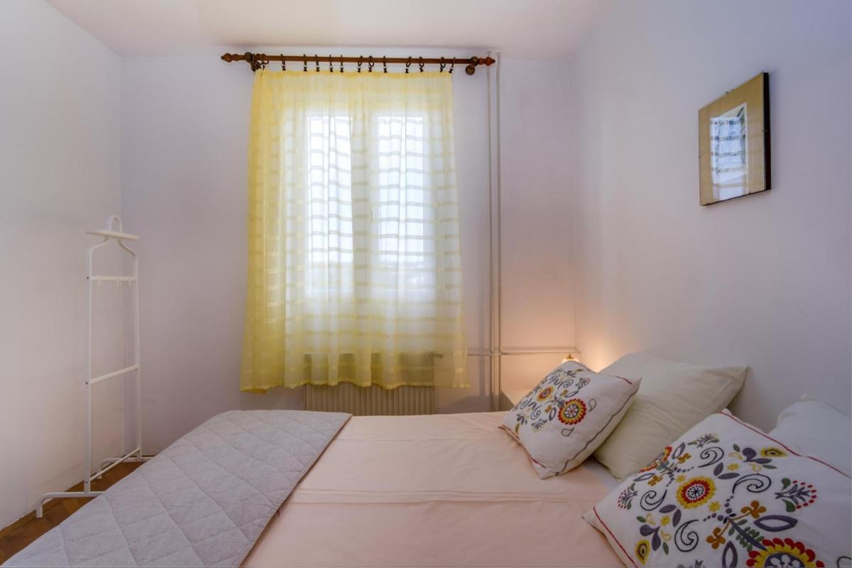 Apartmani Nadalina Veli Losinj Ngoại thất bức ảnh