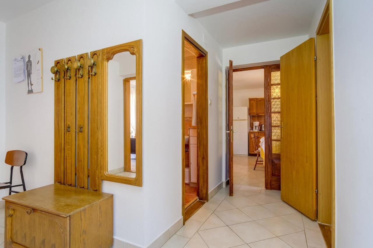 Apartmani Nadalina Veli Losinj Ngoại thất bức ảnh