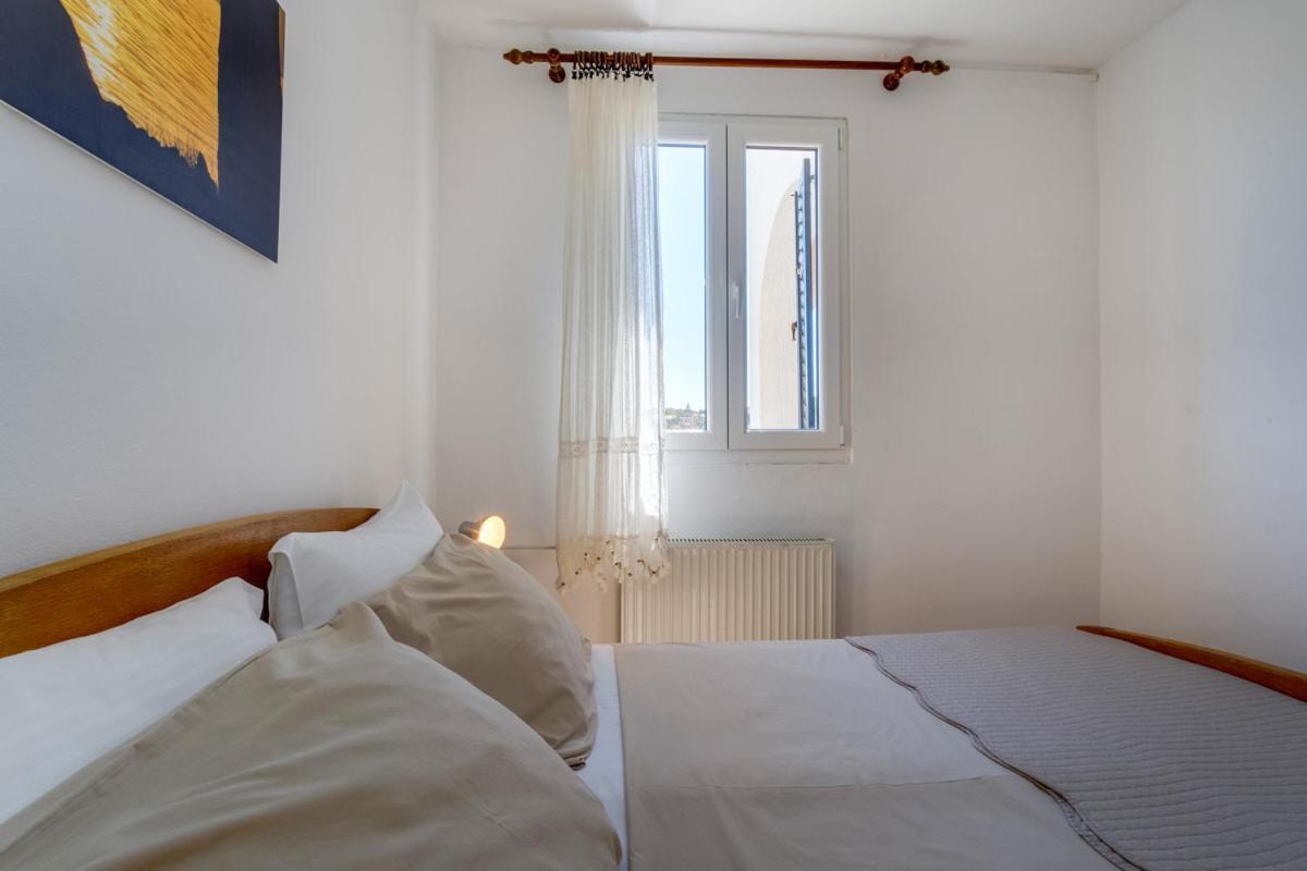 Apartmani Nadalina Veli Losinj Ngoại thất bức ảnh