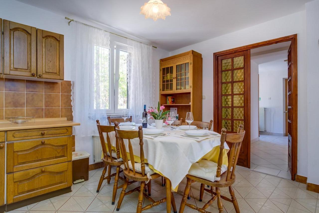 Apartmani Nadalina Veli Losinj Ngoại thất bức ảnh