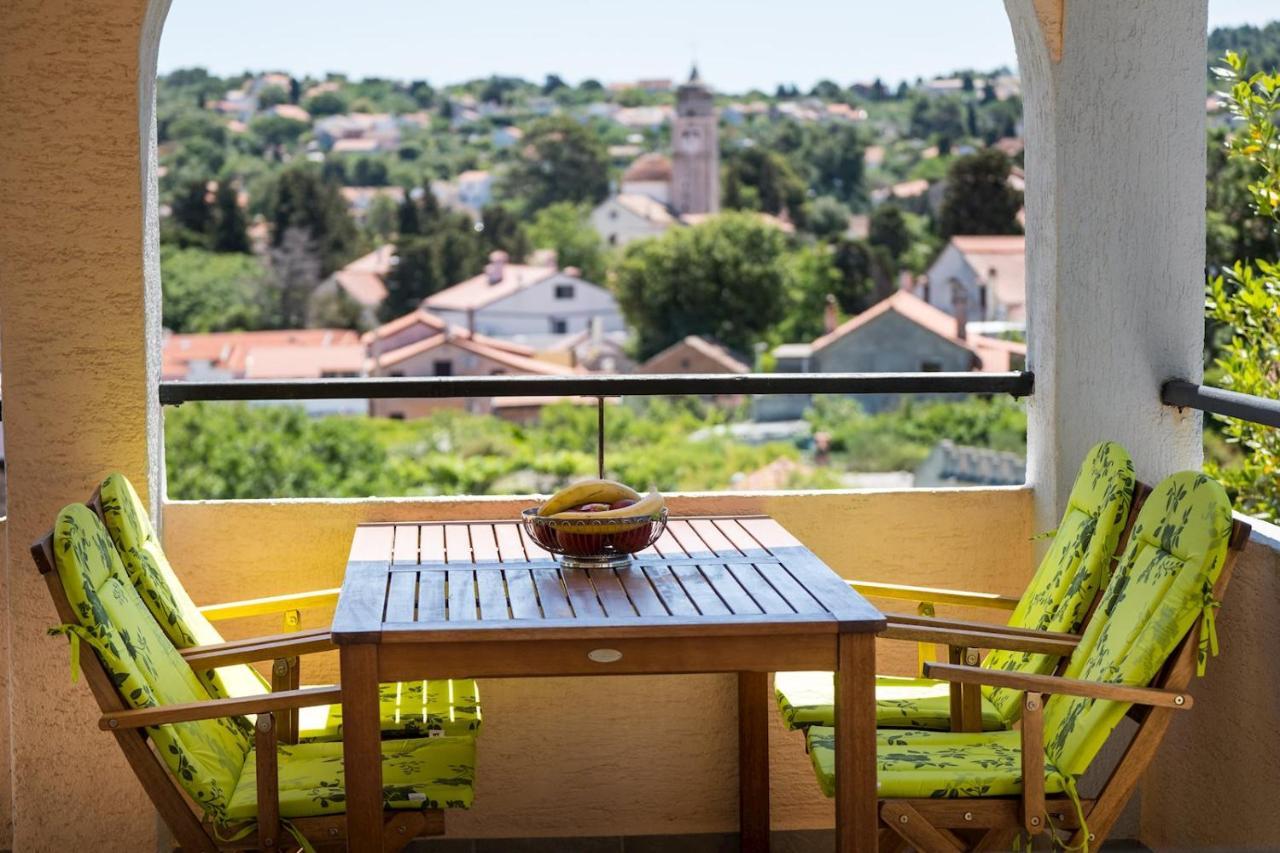 Apartmani Nadalina Veli Losinj Ngoại thất bức ảnh