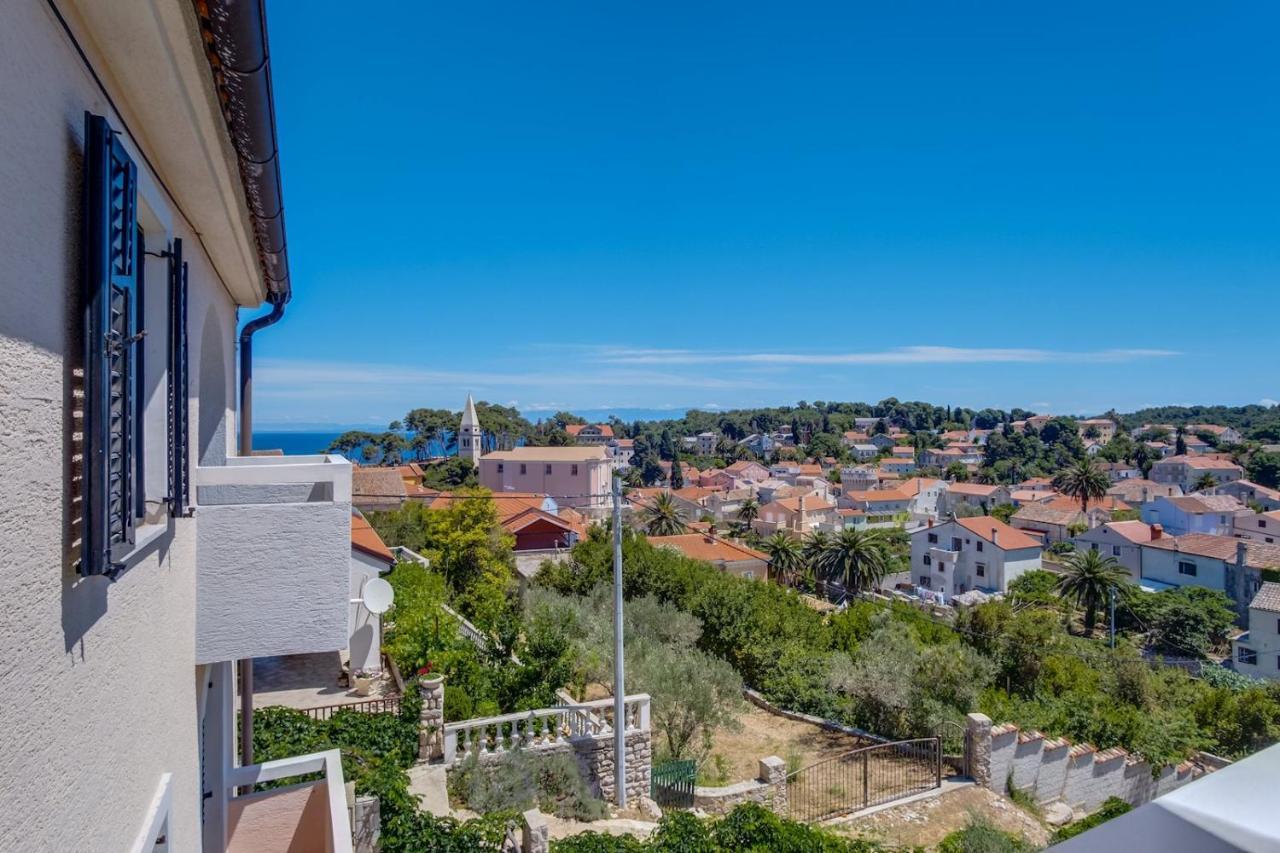 Apartmani Nadalina Veli Losinj Ngoại thất bức ảnh