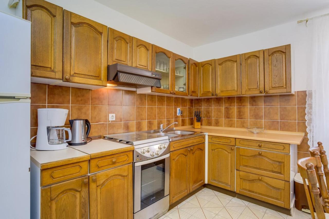 Apartmani Nadalina Veli Losinj Ngoại thất bức ảnh
