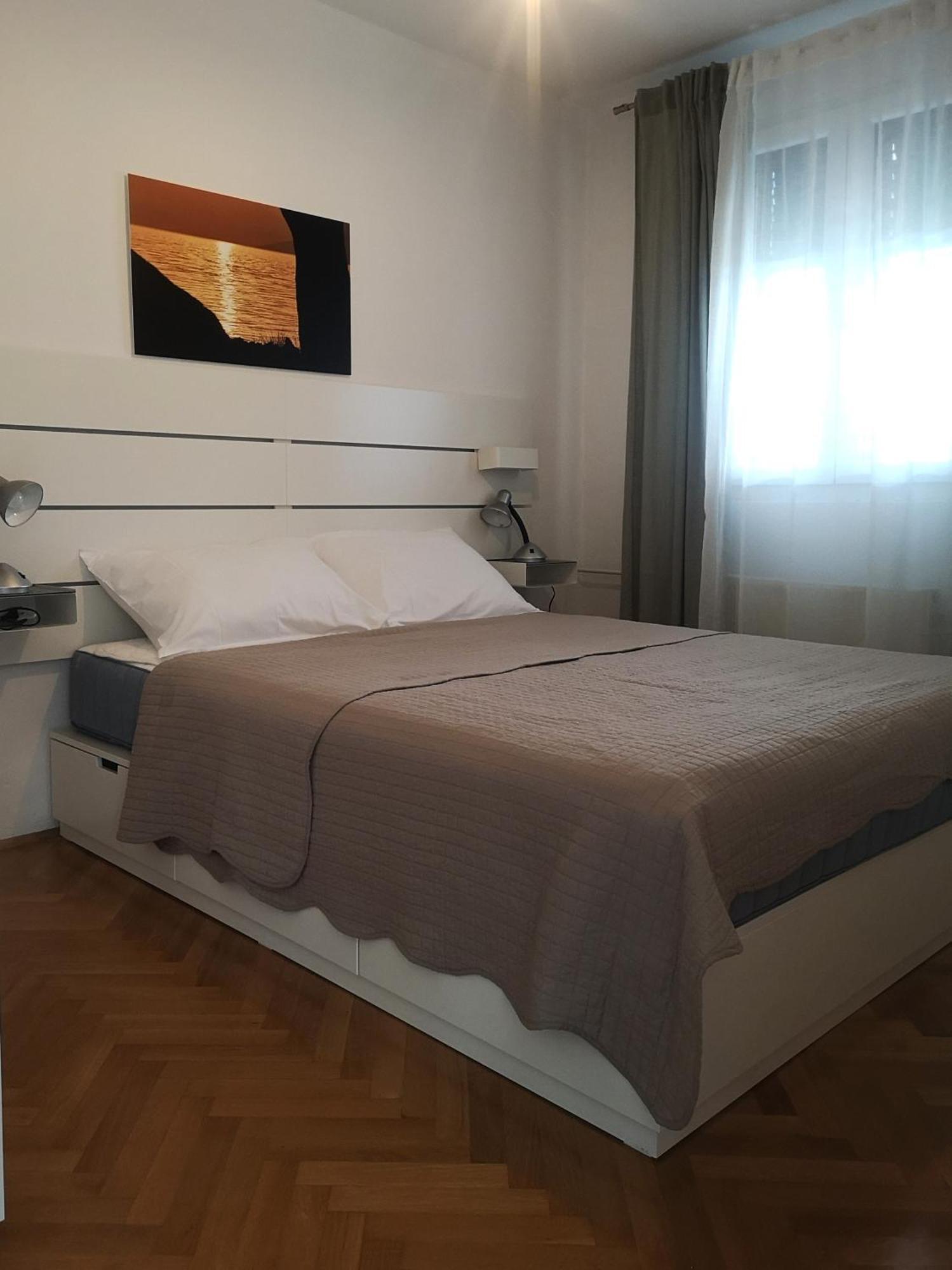 Apartmani Nadalina Veli Losinj Ngoại thất bức ảnh